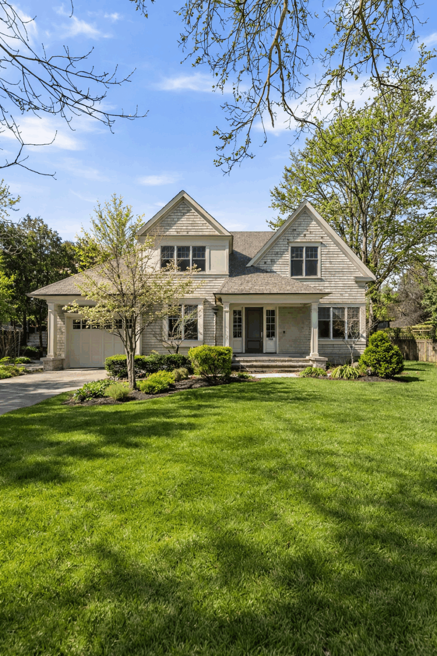 1049 Cedar Grove Boulevard luxury home in Morrison Oakville listed by Roberto Ficzere Luxury Real Estate Broker